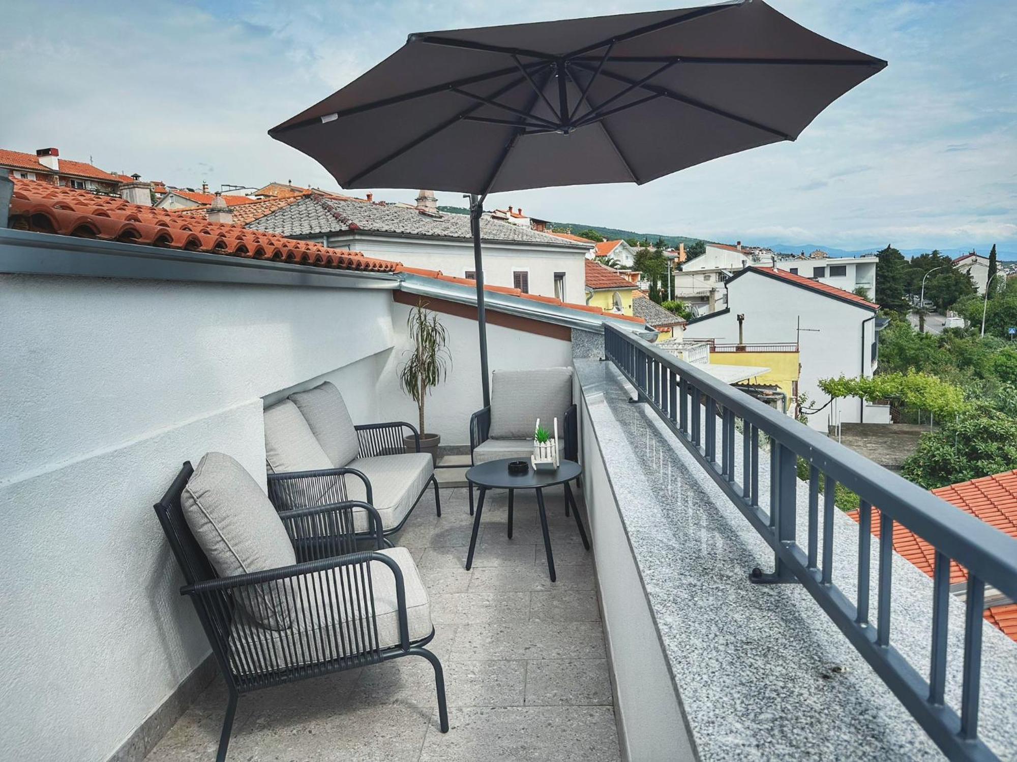 Knezevic Apartments Crikvenica Exterior photo